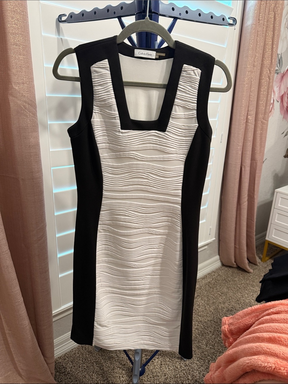 Calvin Klein Black and White Textured Panel Midi Sheath Dress